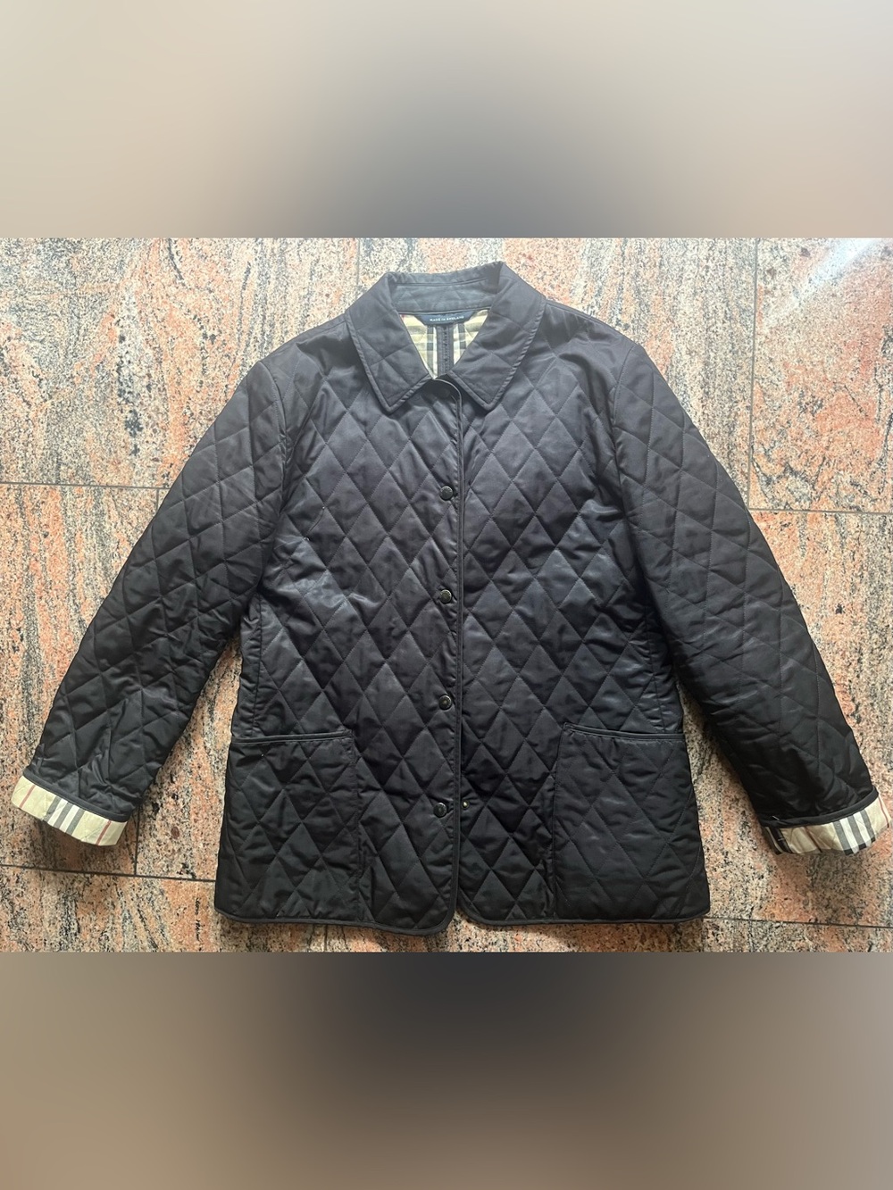 Burberry Quilted Jacket woman’s sz M black classic trim
